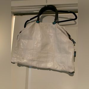 Cabs Made in Italy white purse